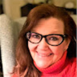 Meet your Posher, Laurie